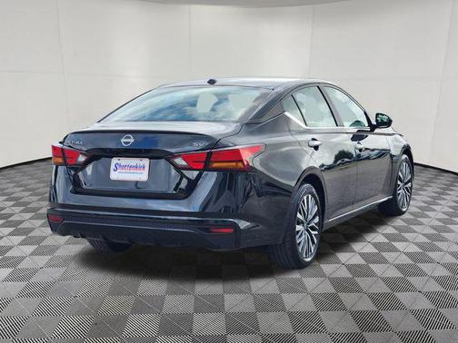 Super Black 2024 Nissan Altima 2.5 SV