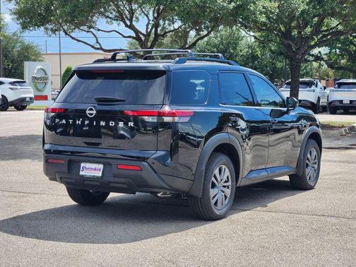 2025 Nissan Pathfinder SV FWD