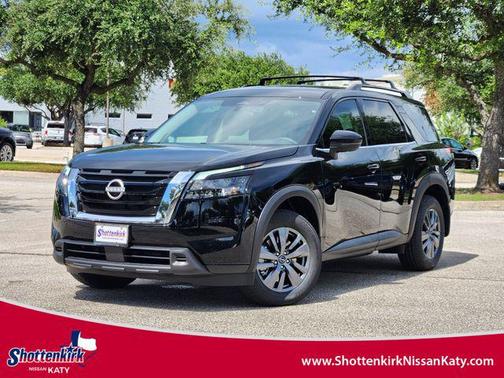 2025 Nissan Pathfinder SV FWD