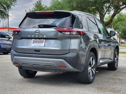 2021 Nissan Rogue SL