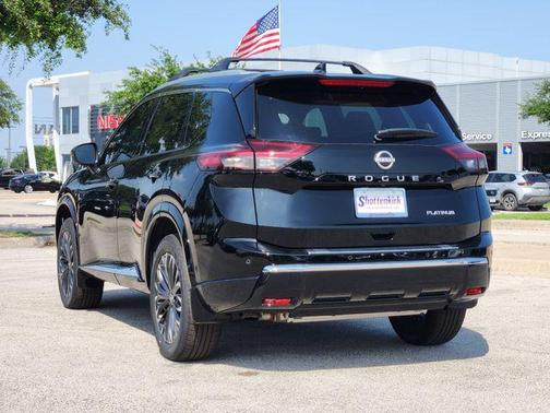 2025 Nissan Rogue Platinum