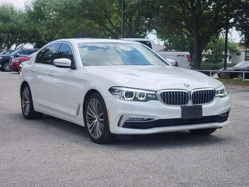 2017 BMW 530 530i