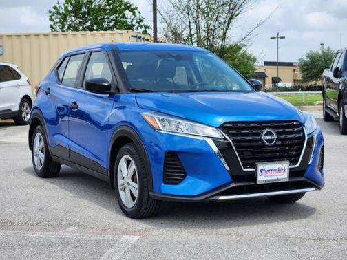 2022 Nissan Kicks S