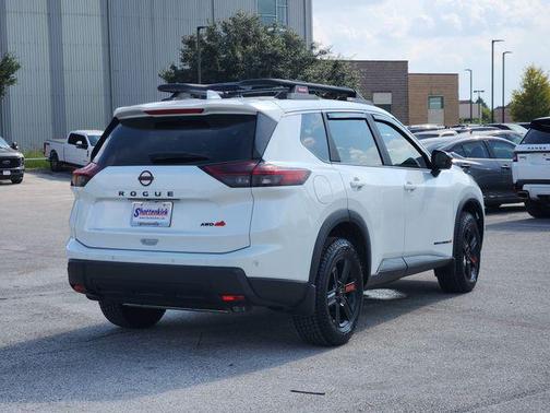 2025 Nissan Rogue Rock Creek