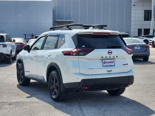 2025 Nissan Rogue Rock Creek