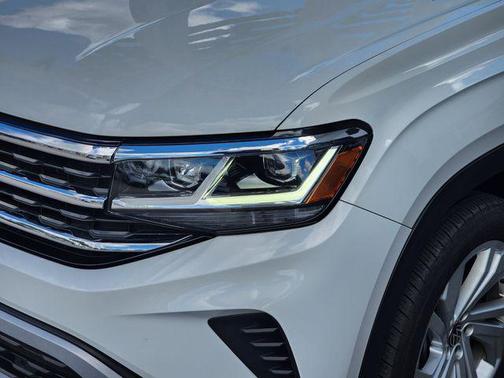 2022 Volkswagen Atlas 2.0T SE w/Technology