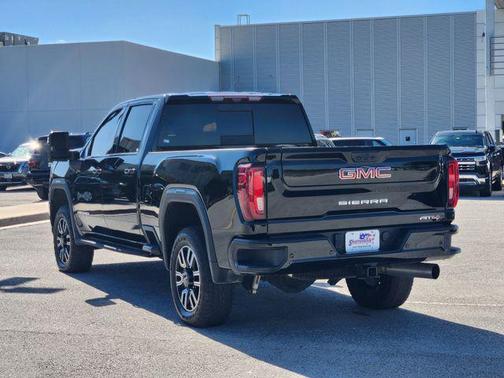 2023 GMC Sierra 2500 AT4