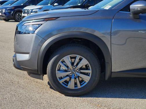 2025 Nissan Pathfinder SV FWD