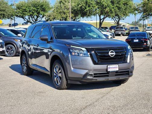 2025 Nissan Pathfinder SV FWD