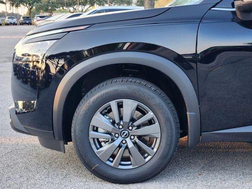 2025 Nissan Pathfinder SV FWD