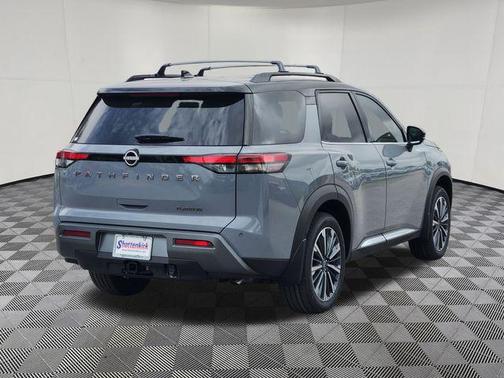 Boulder Gray Pearl/Super Black 2026 Nissan Pathfinder Platinum