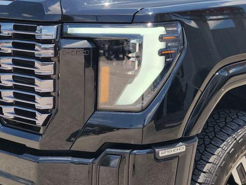 Onyx Black 2025 GMC Sierra 2500 Denali Ultimate