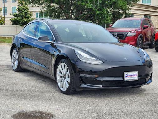 2019 Tesla Model 3 Mid Range