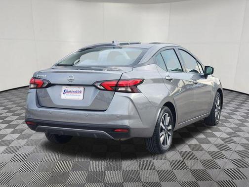 Gun Metallic 2025 Nissan Versa 1.6 SV