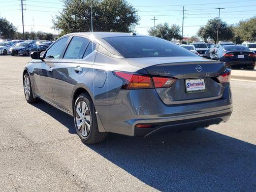 2025 Nissan Altima S FWD