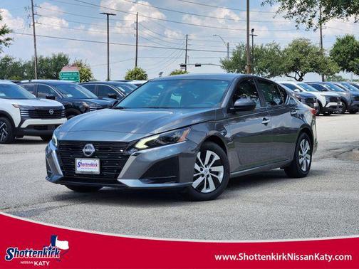 2025 Nissan Altima S FWD