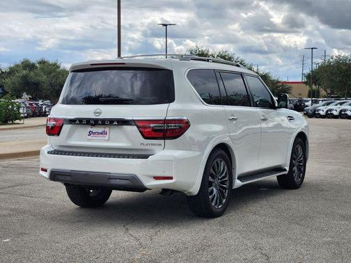 2023 Nissan Armada Platinum 2WD