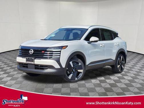 Aspen White Tricoat 2025 Nissan Kicks SR