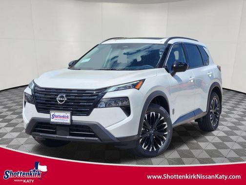 Everest White Pearl Tricoat 2026 Nissan Rogue Dark Armor