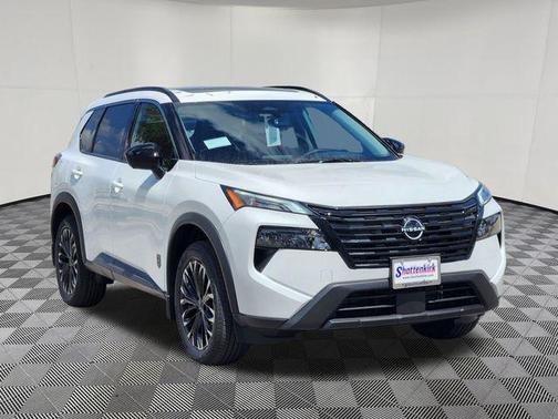 Everest White Pearl Tricoat 2026 Nissan Rogue Dark Armor