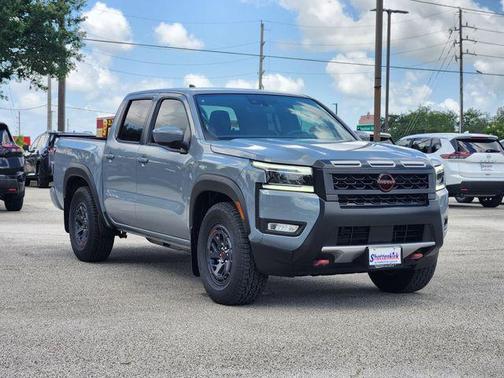 2025 Nissan Frontier PRO-X