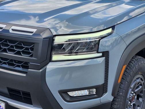 2025 Nissan Frontier PRO-X