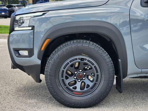 2025 Nissan Frontier PRO-X