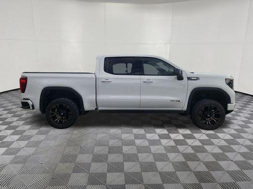 Summit White 2022 GMC Sierra 1500 AT4
