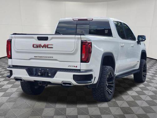 Summit White 2022 GMC Sierra 1500 AT4