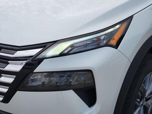 2025 Nissan Rogue S