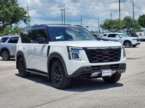 2025 Nissan Armada PRO-4X 4WD