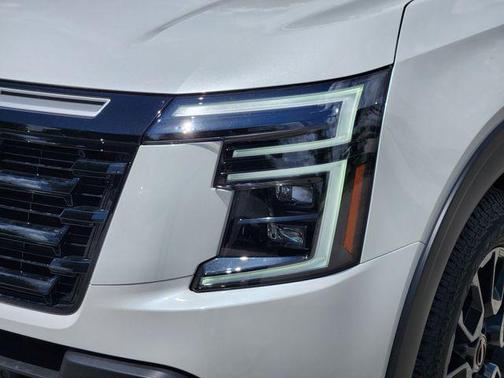 2025 Nissan Armada PRO-4X 4WD