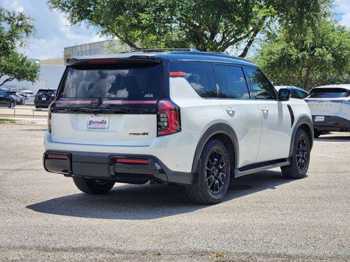 2025 Nissan Armada PRO-4X 4WD