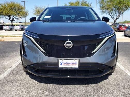 2025 Nissan ARIYA EVOLVE+