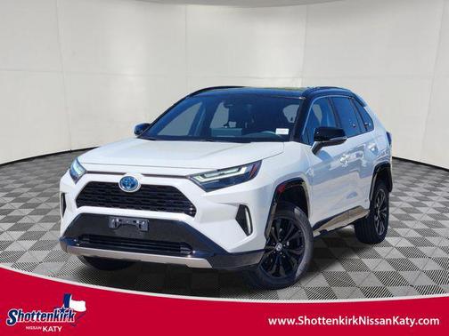2024 Toyota RAV4 Hybrid SE