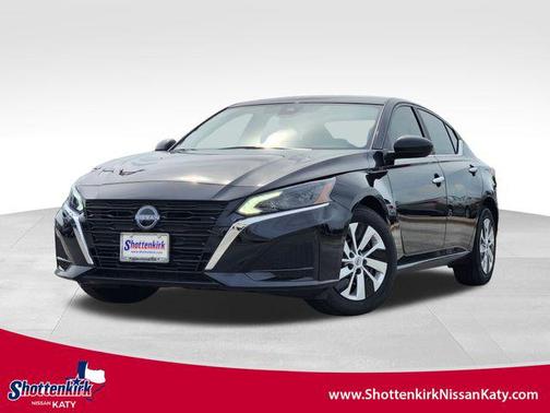 2025 Nissan Altima S FWD