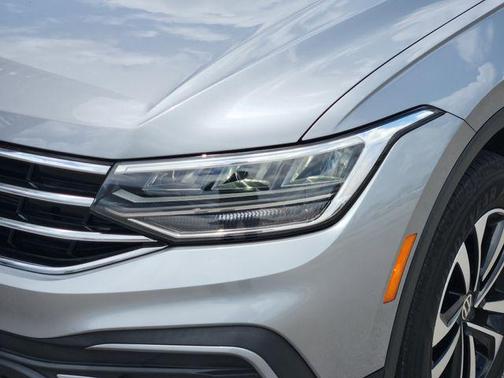 Silver Metallic 2023 Volkswagen Tiguan 2.0T S