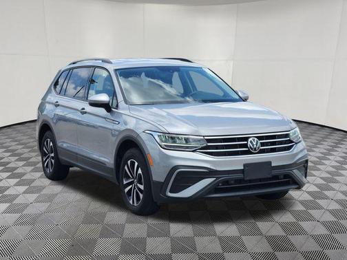 Silver Metallic 2023 Volkswagen Tiguan 2.0T S