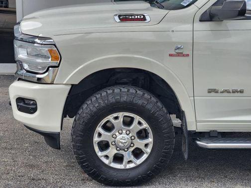 2020 RAM 2500 Laramie Mega Cab 4X4 6'4' Box