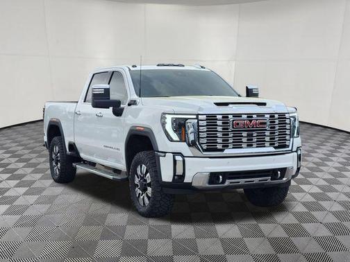 2024 GMC Sierra 2500 Denali