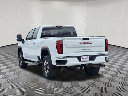 2024 GMC Sierra 2500 Denali