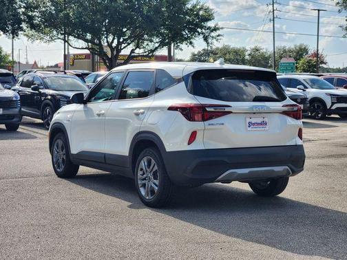 2022 Kia Seltos LX