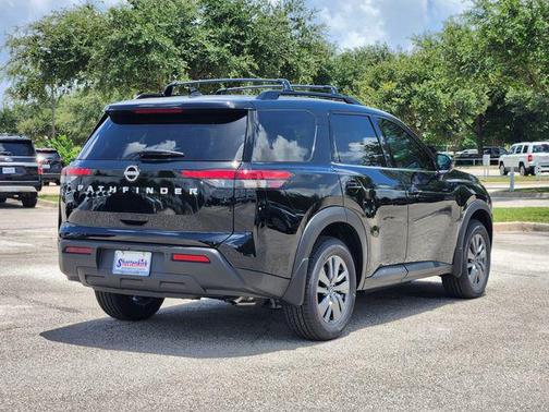 2025 Nissan Pathfinder SV FWD