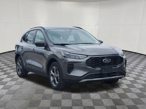 Carbonized Gray Metallic 2025 Ford Escape ST-Line