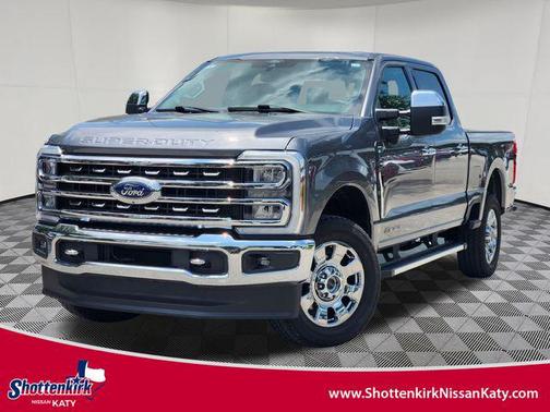 Carbonized Gray Metallic 2024 Ford F-250 Lariat