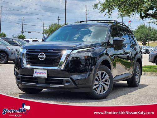 2025 Nissan Pathfinder SV FWD