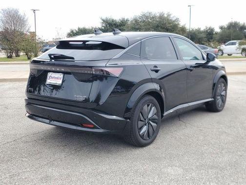 2025 Nissan ARIYA PLATINUM+