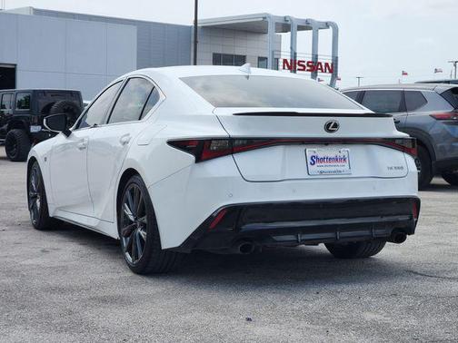 2022 Lexus IS 350 Base