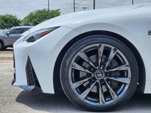 2022 Lexus IS 350 Base
