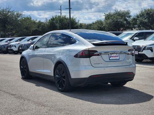 2016 Tesla Model X 90D